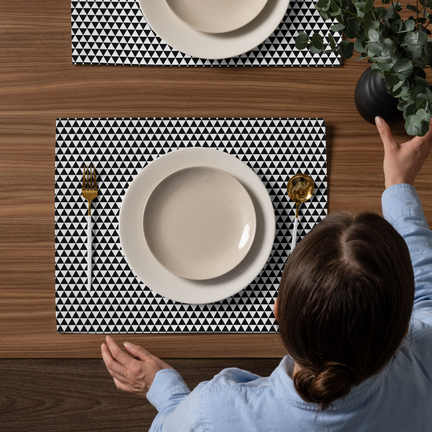 Black Triangle Polyester Placemats | Modern Christmas Holiday Dining Décor, Bold Geometric Washable Table Mat Set