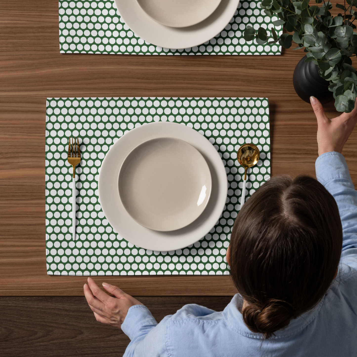 White Polka Dot on Green Polyester Placemats | Christmas Holiday Dining Décor, Festive Rustic Washable Table Mat Set