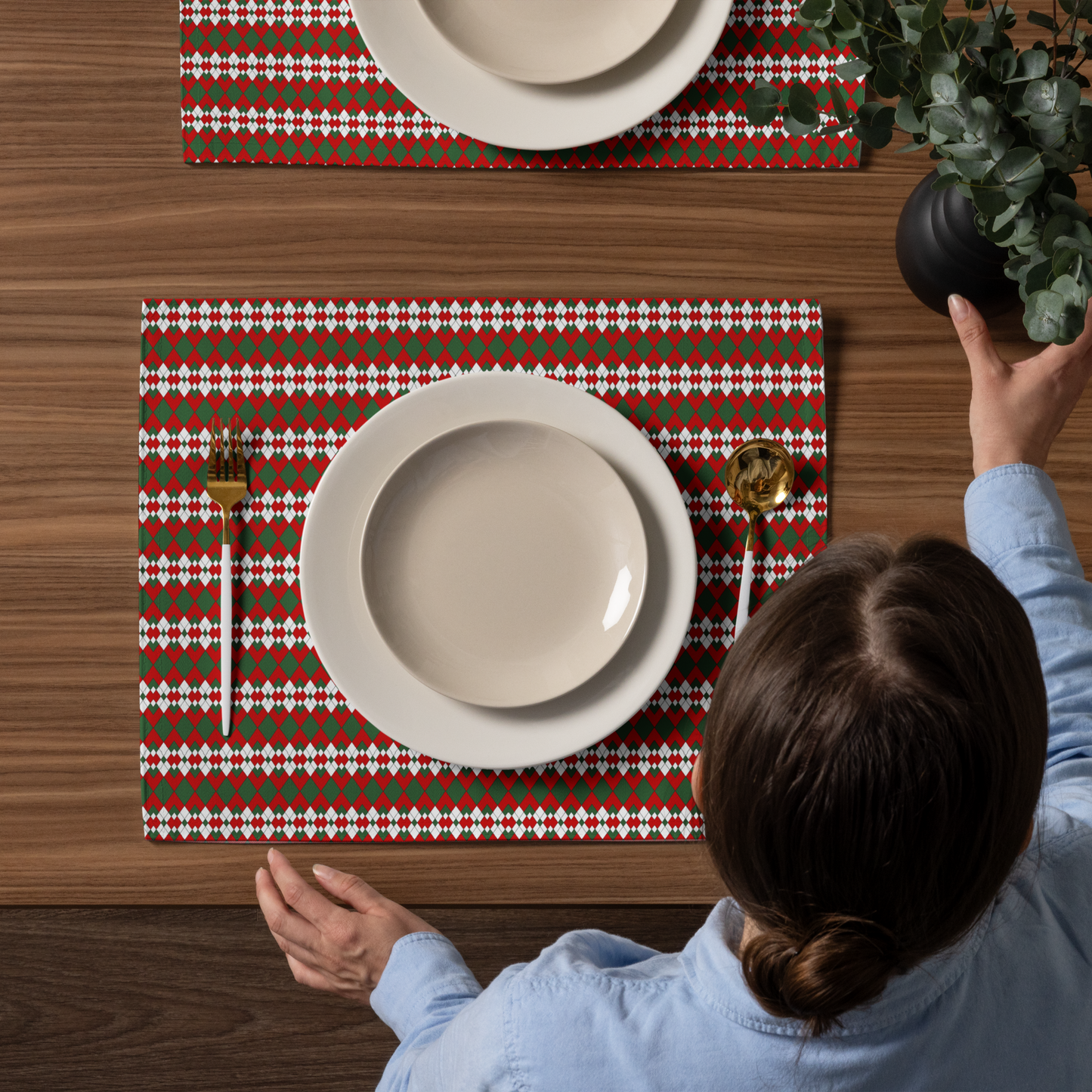 Extra Red Green & White Argyle Polyester Placemats | Christmas Holiday Cloth Dining Mat Set, Bold Festive Décor