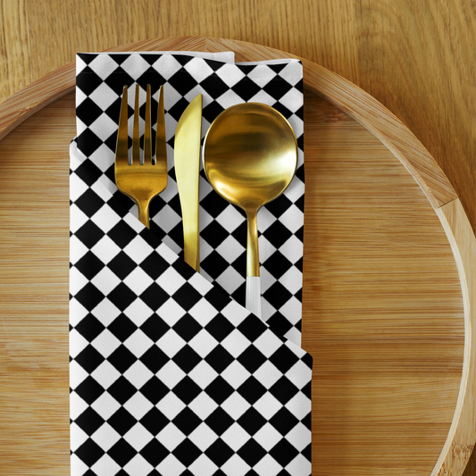 Black & White Argyle Polyester Napkins | Christmas Holiday Cloth Napkin Set, Elegant Farmhouse Dining Décor