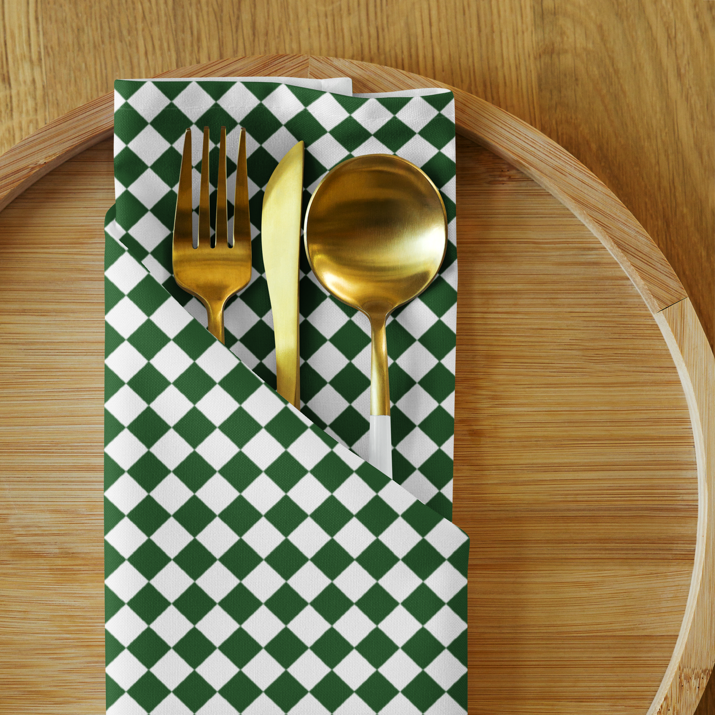 Green & White Argyle Polyester Napkins | Christmas Holiday Table Décor, Festive Farmhouse Cloth Napkin Set
