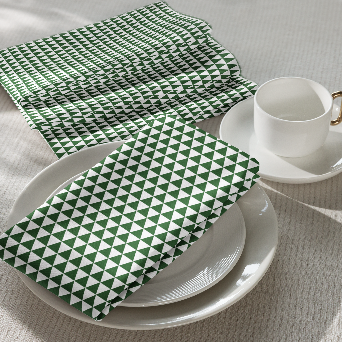 Green Triangle Polyester Napkins | Festive Christmas Cloth Napkin Set, Rustic Farmhouse Holiday Dining Décor