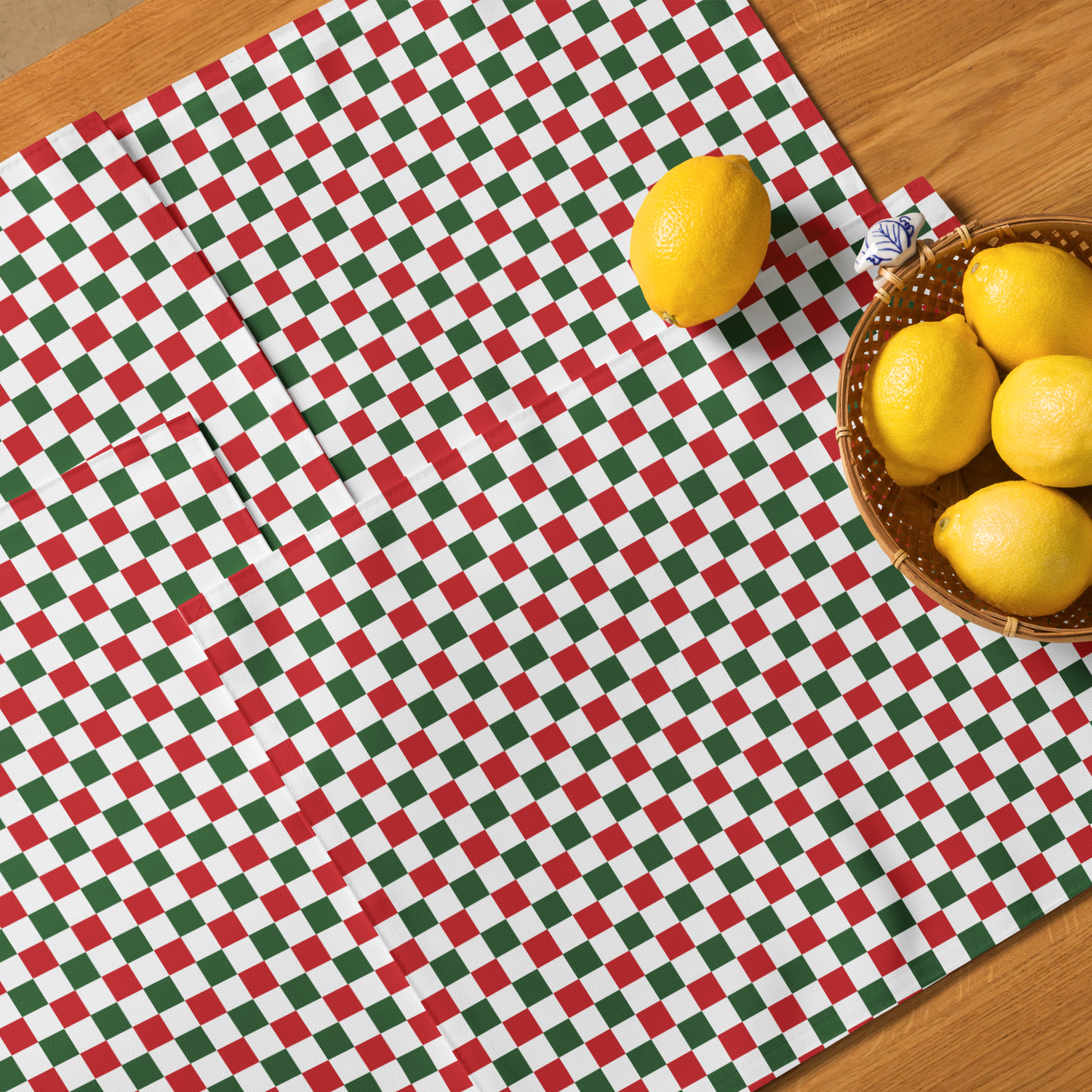Red Green & White Gingham Polyester Placemats | Christmas Holiday Dining Décor, Festive Farmhouse Washable Mat Set
