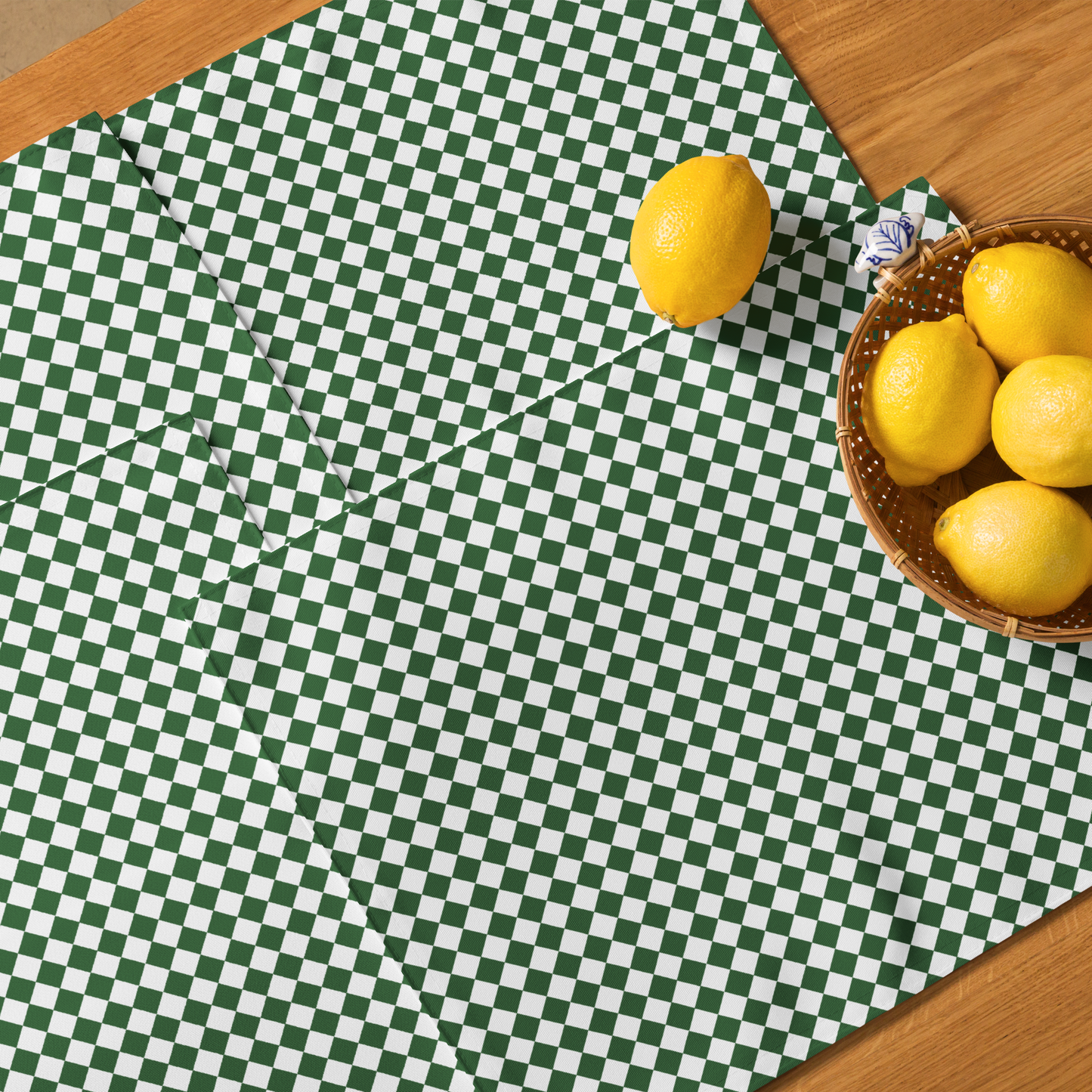 Green & White Argyle Polyester Placemats | Christmas Holiday Dining Décor, Festive Farmhouse Diamond Check Mat Set