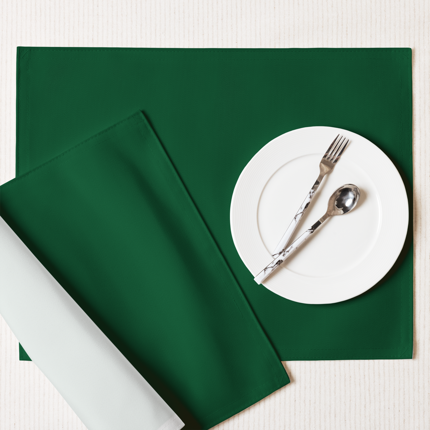 Green Holiday Placemat Set | 4 Washable Placemats, Festive Christmas Dining Table Decor