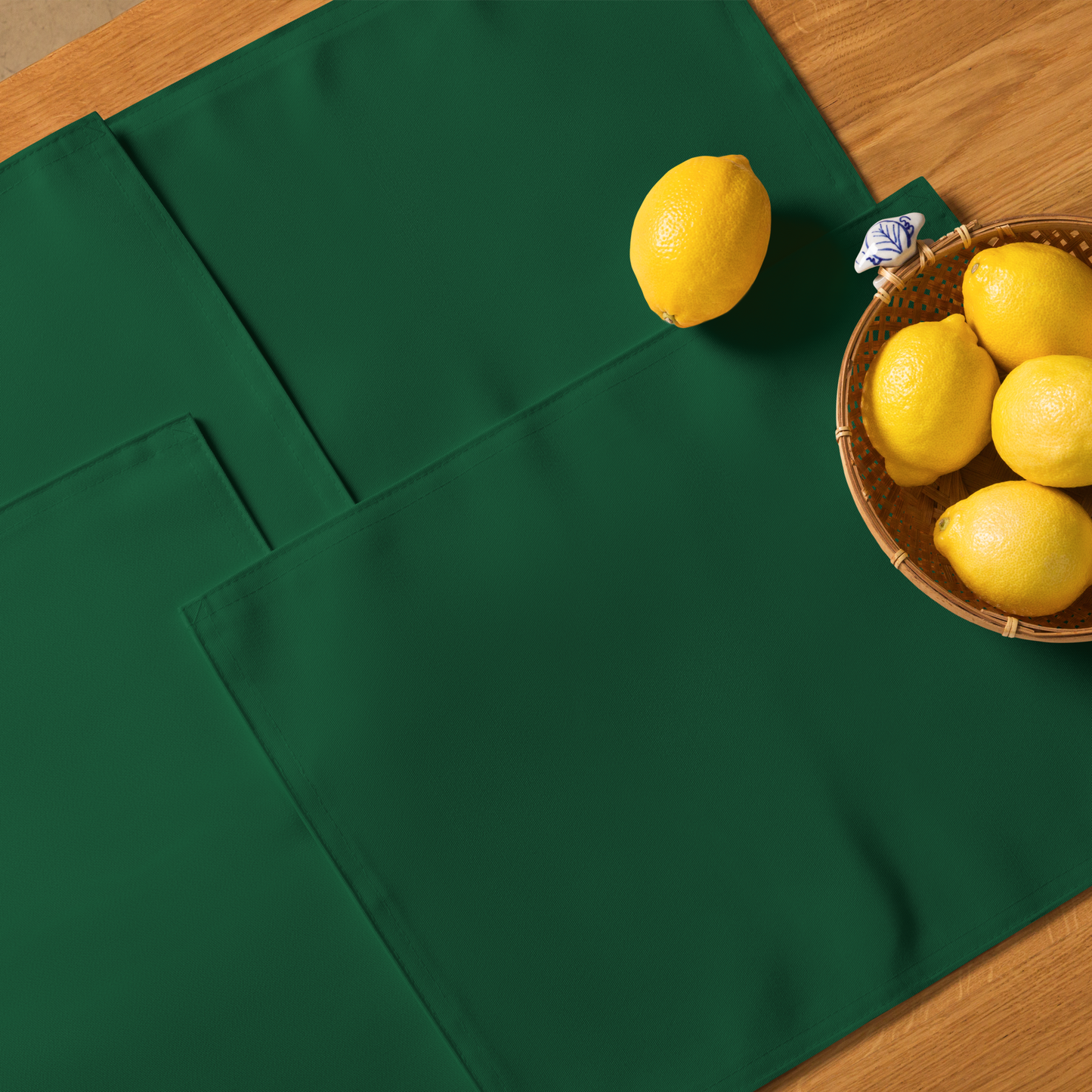 Green Holiday Placemat Set | 4 Washable Placemats, Festive Christmas Dining Table Decor