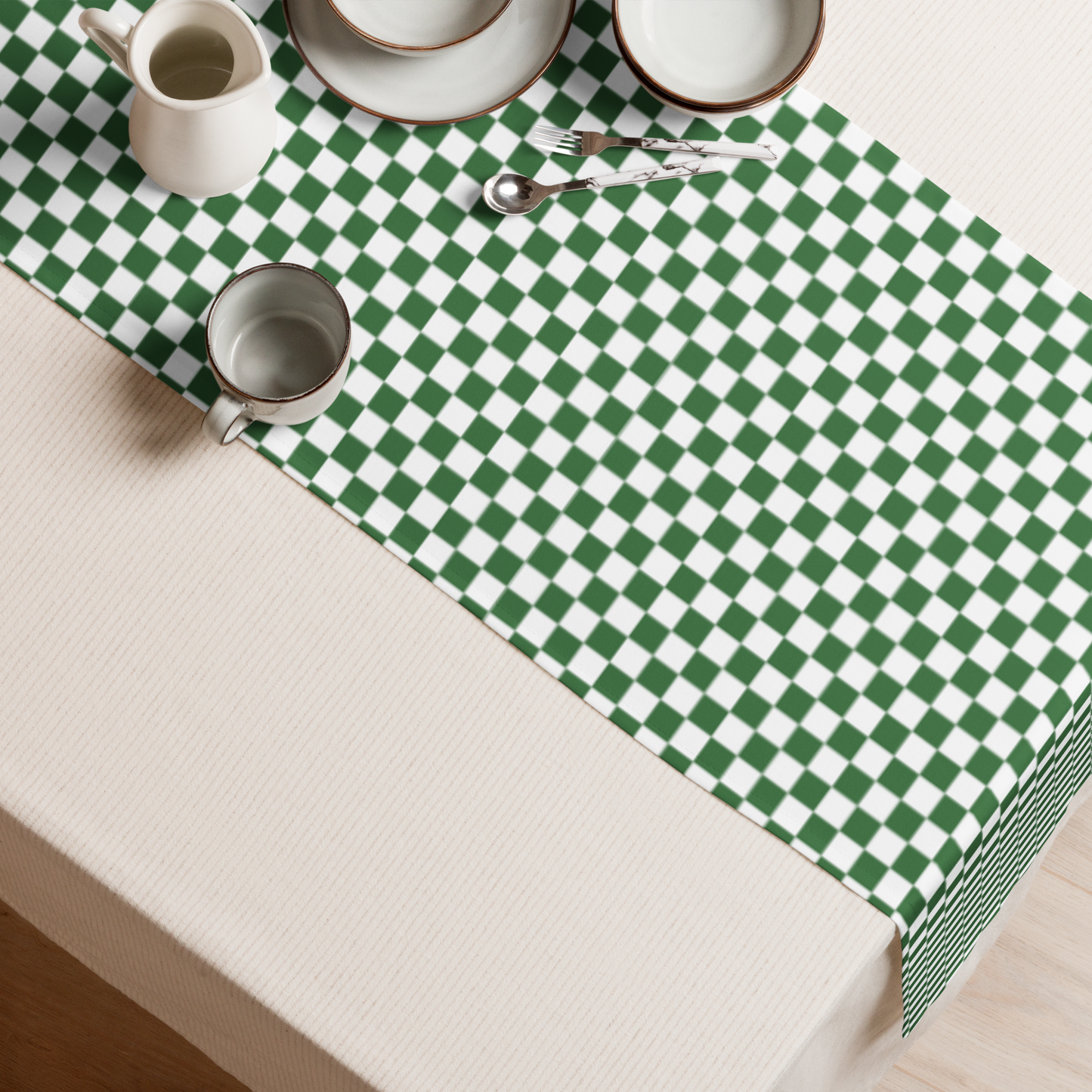 Green & White Gingham Plaid Christmas Table Runner – Festive Farmhouse Holiday Dining Decor, Rustic Checkered Tabletop Accent