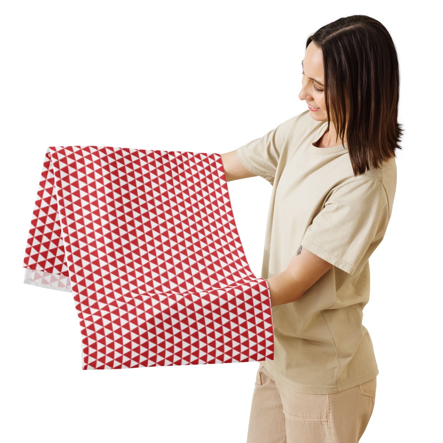 Red Triangle Christmas Table Runner | Bold Holiday Farmhouse Dining Room Décor, Festive Geometric Checkered Table Accent